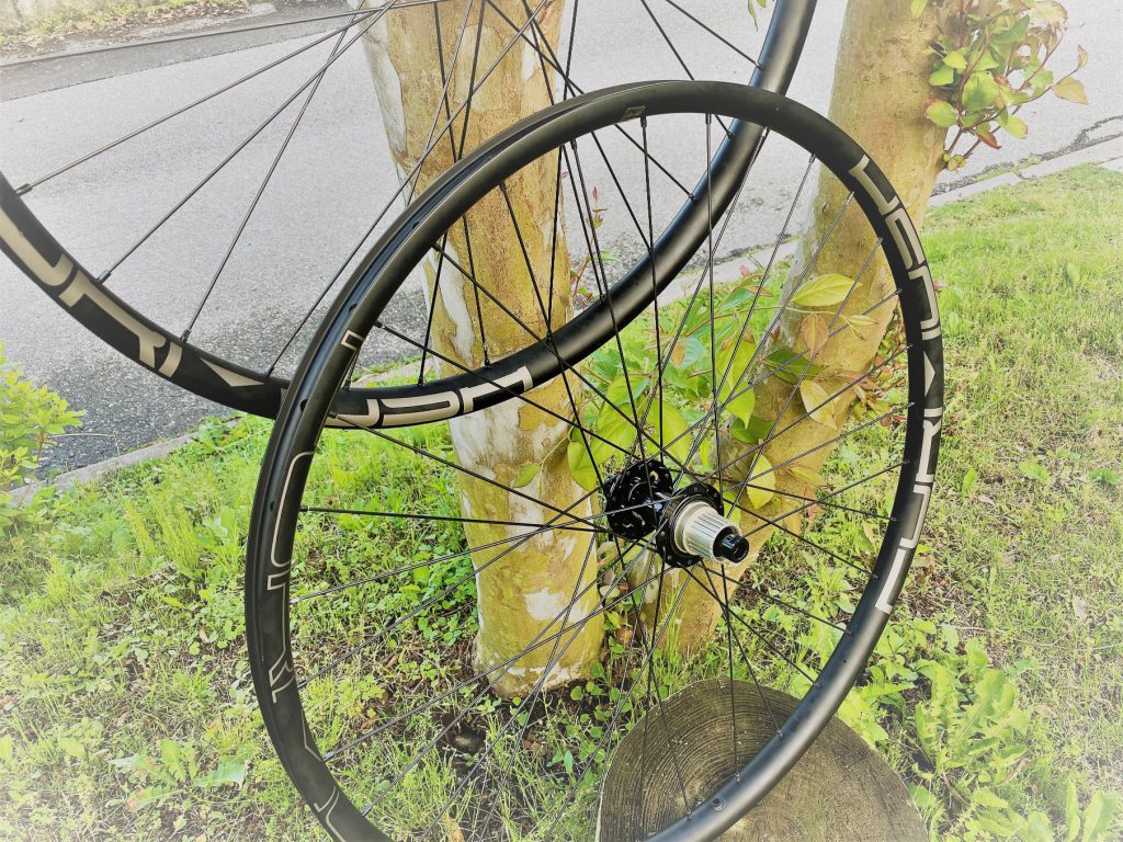 FORMOSA「Carbon MTB Rim」 | 夏草自転車店